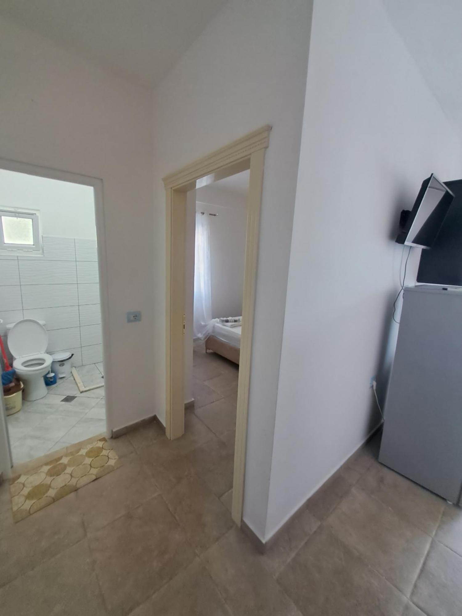 Elton Tafa Guesthouse Ksamil Exterior photo